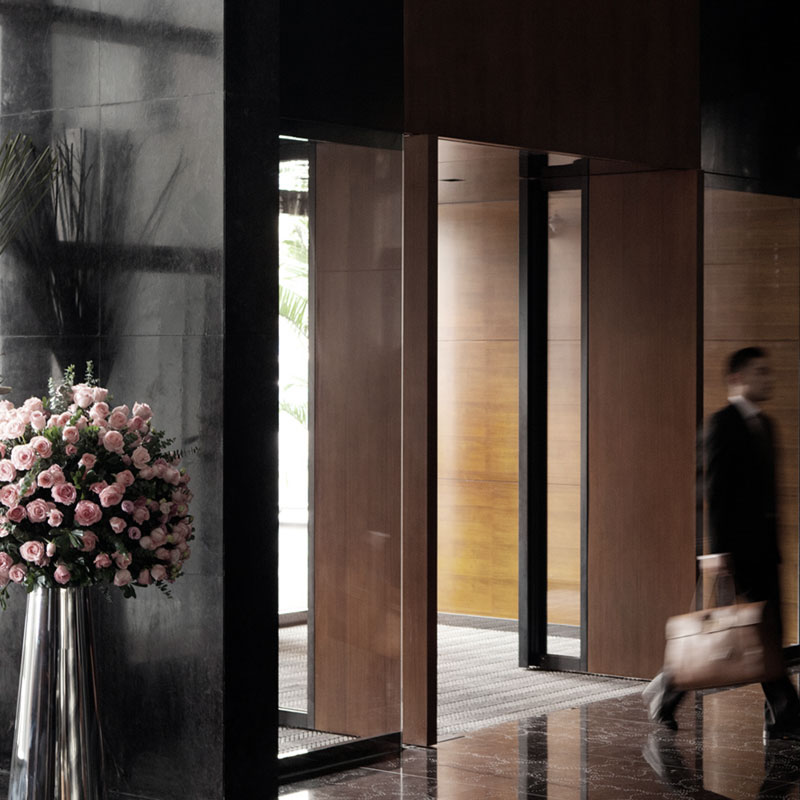 Langham Hotel Entrance Aroma